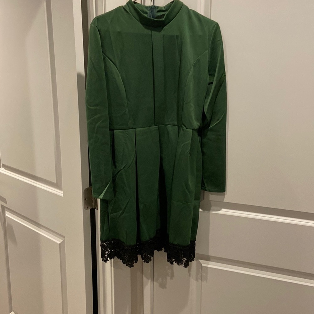 Green dress long sleeve size Medium